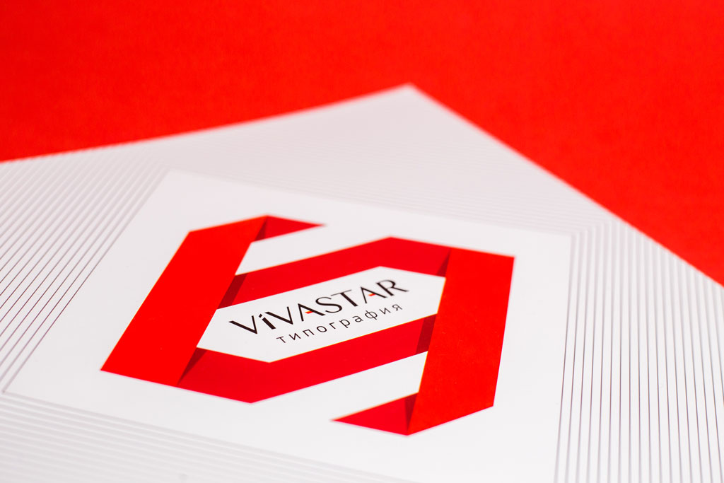 Логотип на обложке каталога для типографии ВИВАСТАР